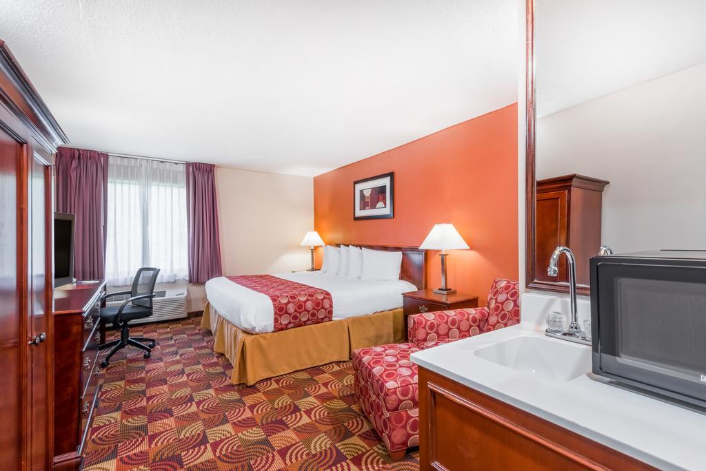 Baymont By Wyndham Plainfield/ Indianapolis Arpt Area Hotel Екстериор снимка